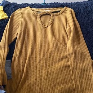 yellow sweater